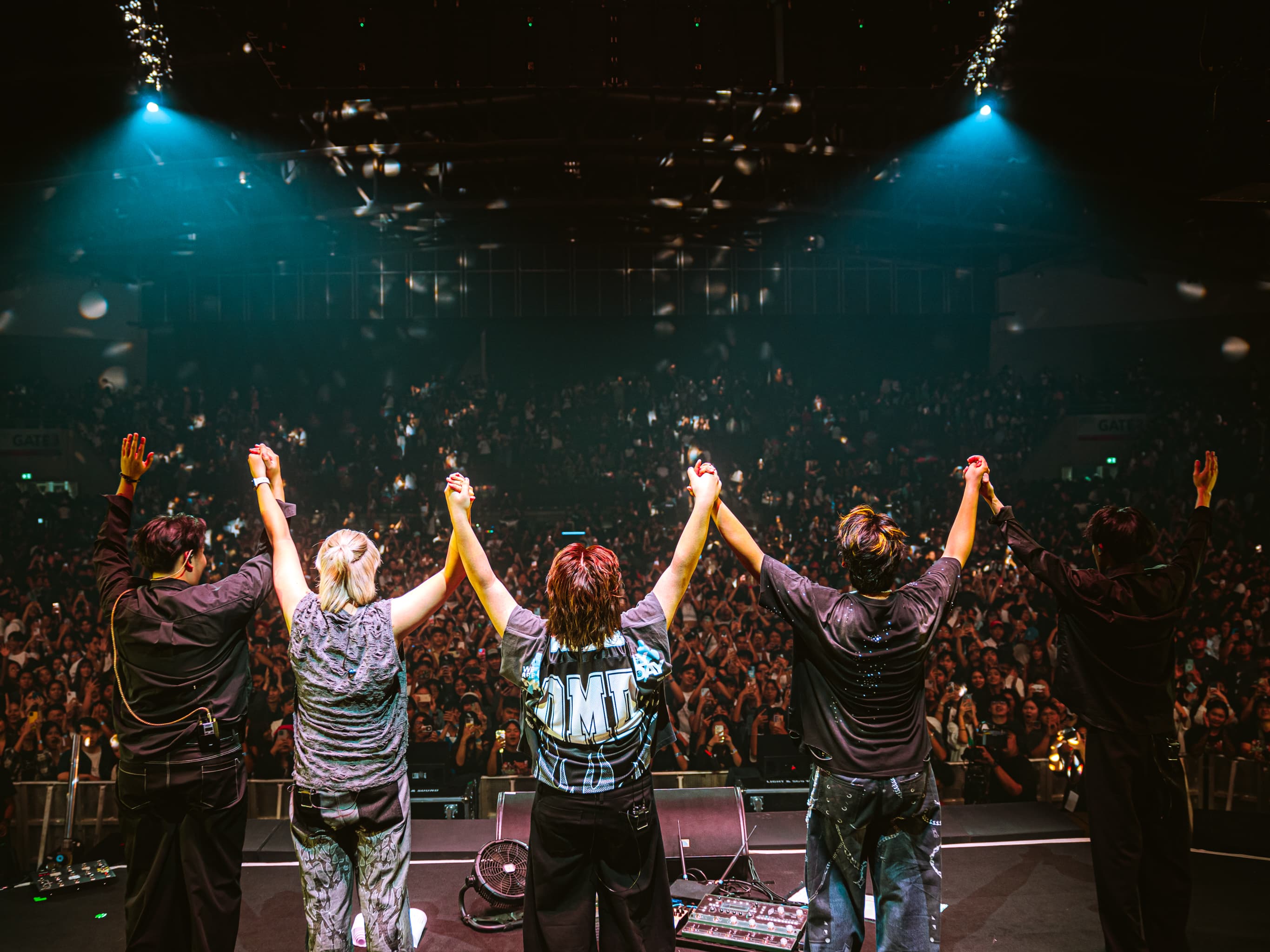 WE ARE ONLY MONDAY CONCERT
